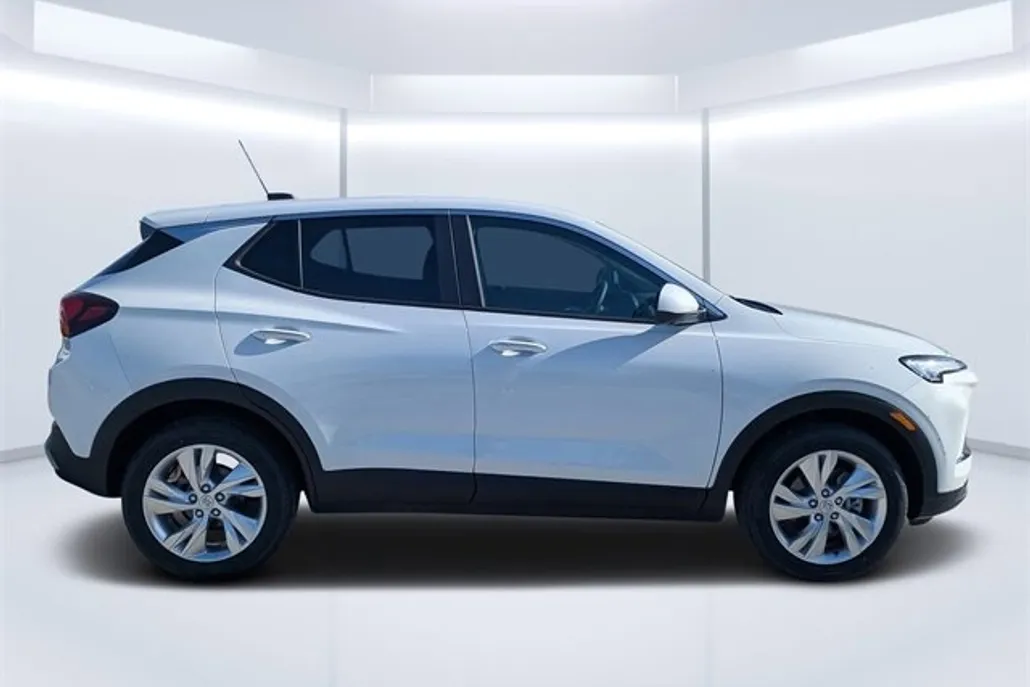 2025 Buick Encore GX Preferred photo 1
