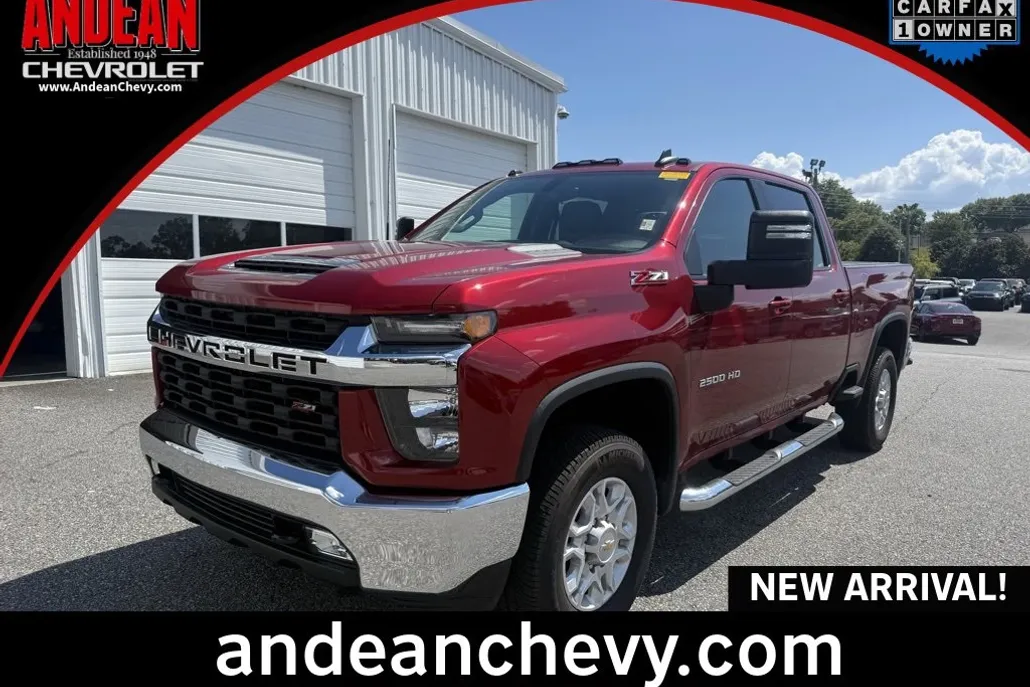 2022 Chevrolet Silverado 2500HD LT photo 1