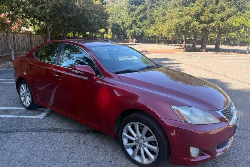 2010 Lexus IS 250 photo 1