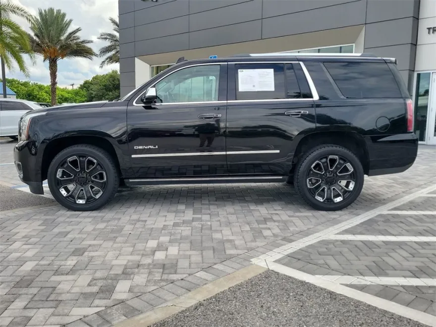 2020 Gmc Yukon Denali photo 1