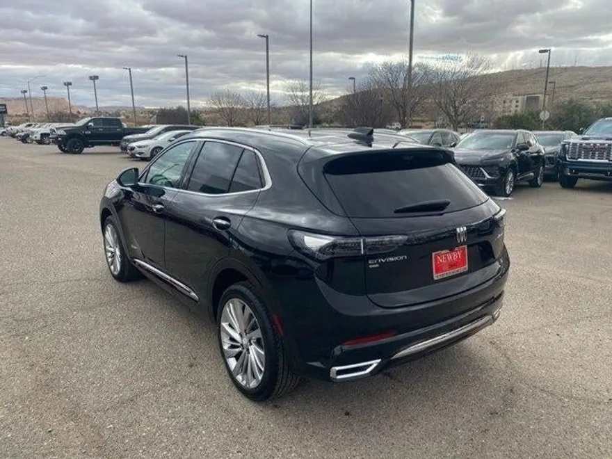 2025 Buick Envision Avenir photo 7