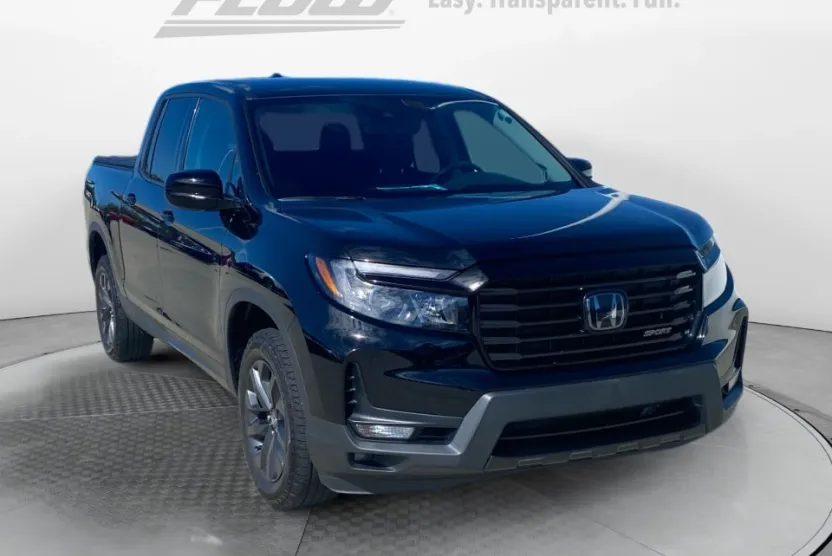 2023 Honda Ridgeline Sport photo 1