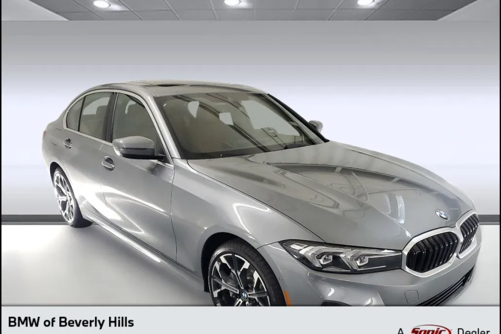 2025 Bmw 330i photo 1