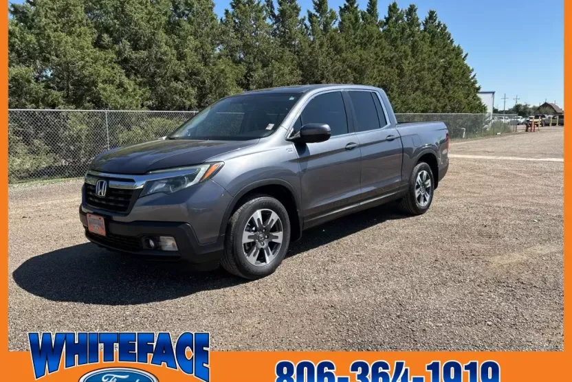 2018 Honda Ridgeline RTL-T photo 1