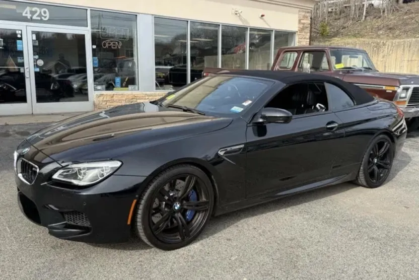 2015 Bmw M6 Convertible photo 1