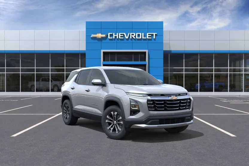2025 Chevrolet Equinox LT photo 1
