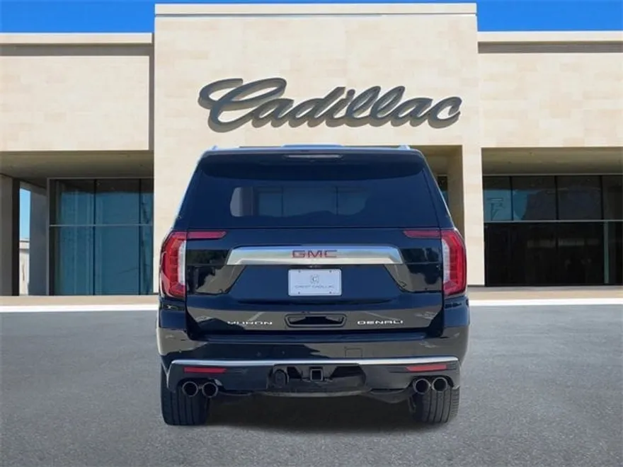 2022 Gmc Yukon XL Denali photo 1
