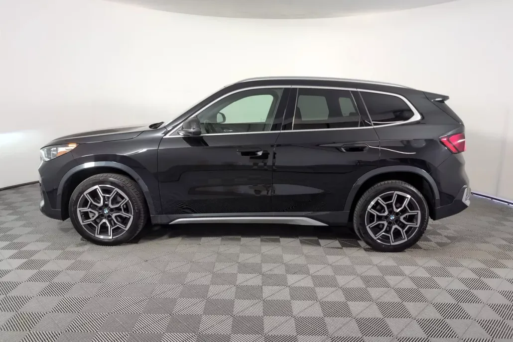 2025 Bmw X1 XDrive28i photo 1