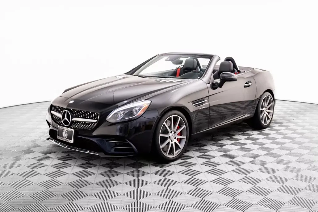 2017 Mercedes Benz SLC 43 AMG photo 1