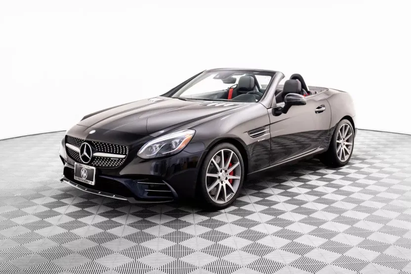 2017 Mercedes Benz SLC 43 AMG photo 1