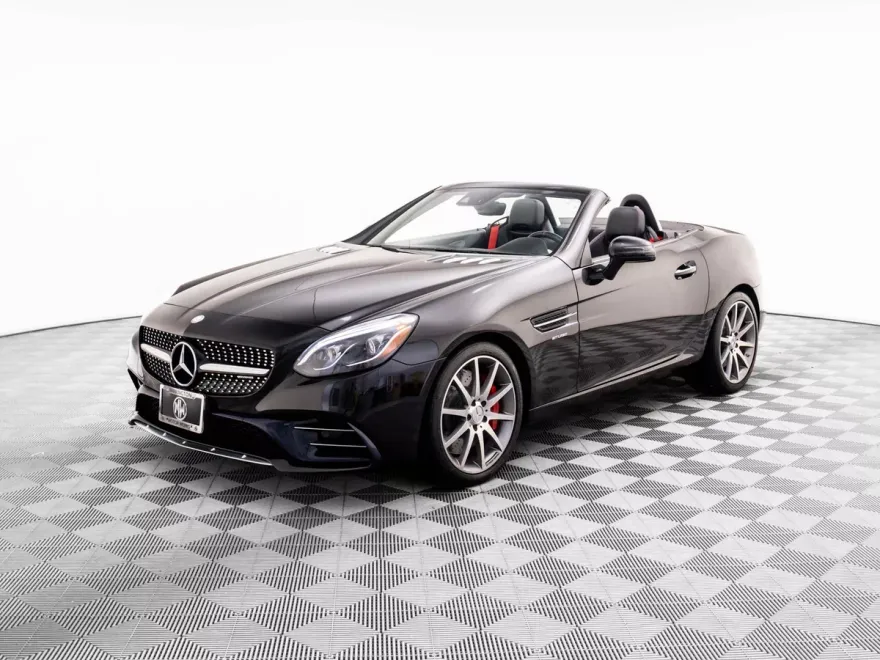 2017 Mercedes Benz SLC 43 AMG photo 1