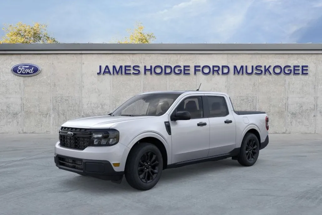 2024 Ford Maverick XLT photo 1