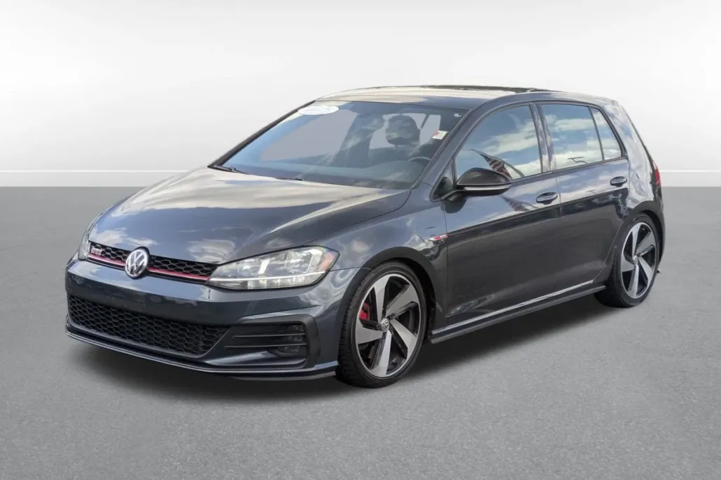 2021 Volkswagen Golf GTI photo 1
