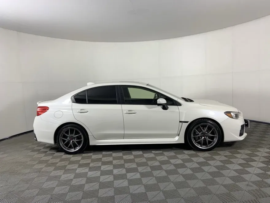 2016 Subaru WRX Limited photo 1