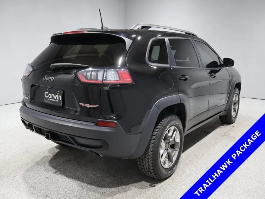 2019 Jeep Cherokee Trailhawk photo 1