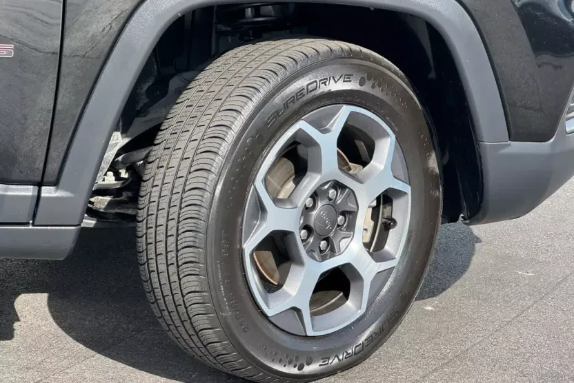 2022 Jeep Compass Trailhawk photo 1