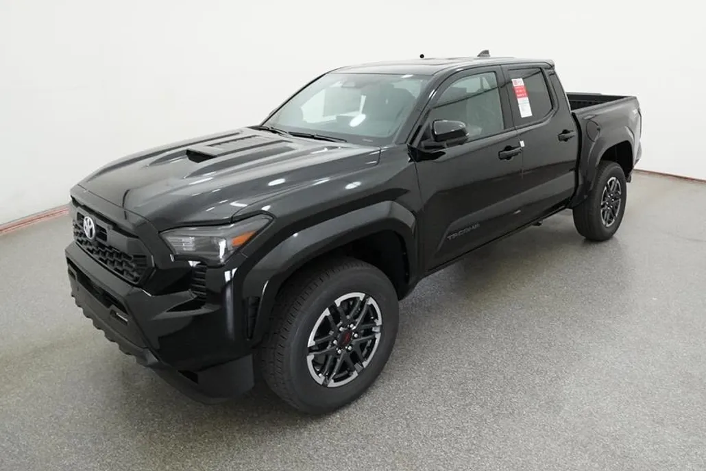 2025 Toyota Tacoma TRD Sport photo 1