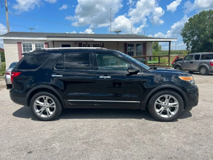 2011 Ford Explorer Limited photo 1