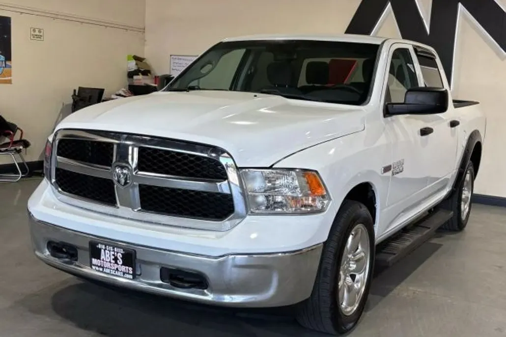 2016 Ram 1500 Tradesman photo 1