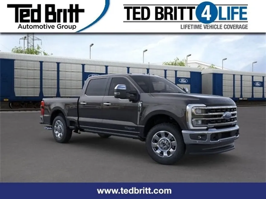 2025 Ford F-350 King Ranch photo 1