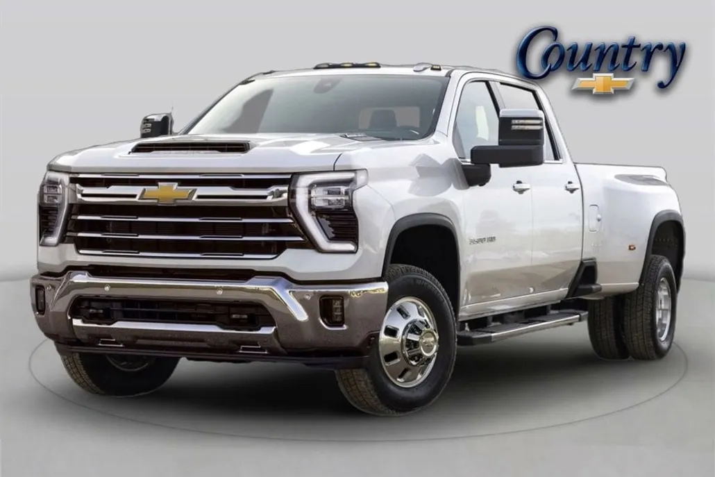 2025 Chevrolet Silverado 3500HD photo 1