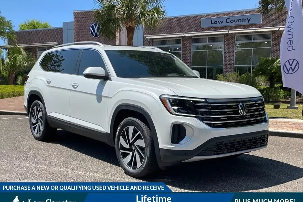 2026 Volkswagen Atlas SEL photo 1