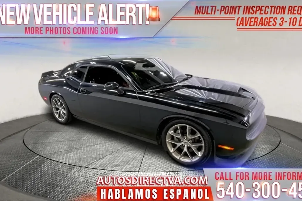 2022 Dodge Challenger GT photo 1