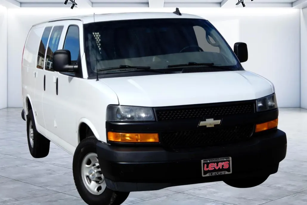 2022 Chevrolet Express Cargo Van photo 1