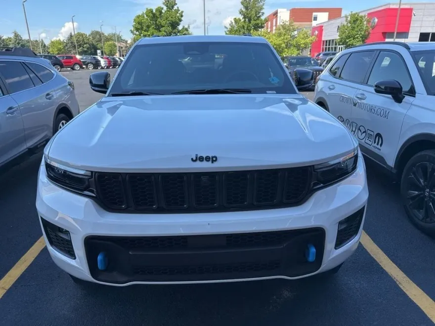 2025 Jeep Grand Cherokee 4xe Anniversary Edition photo 1