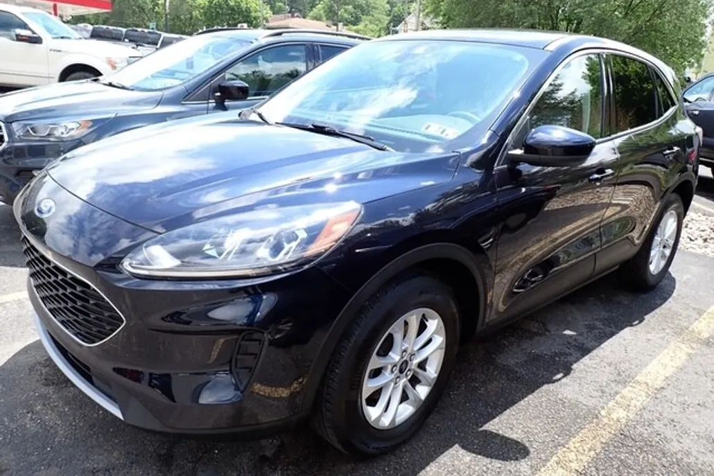 2021 Ford Escape SE photo 1
