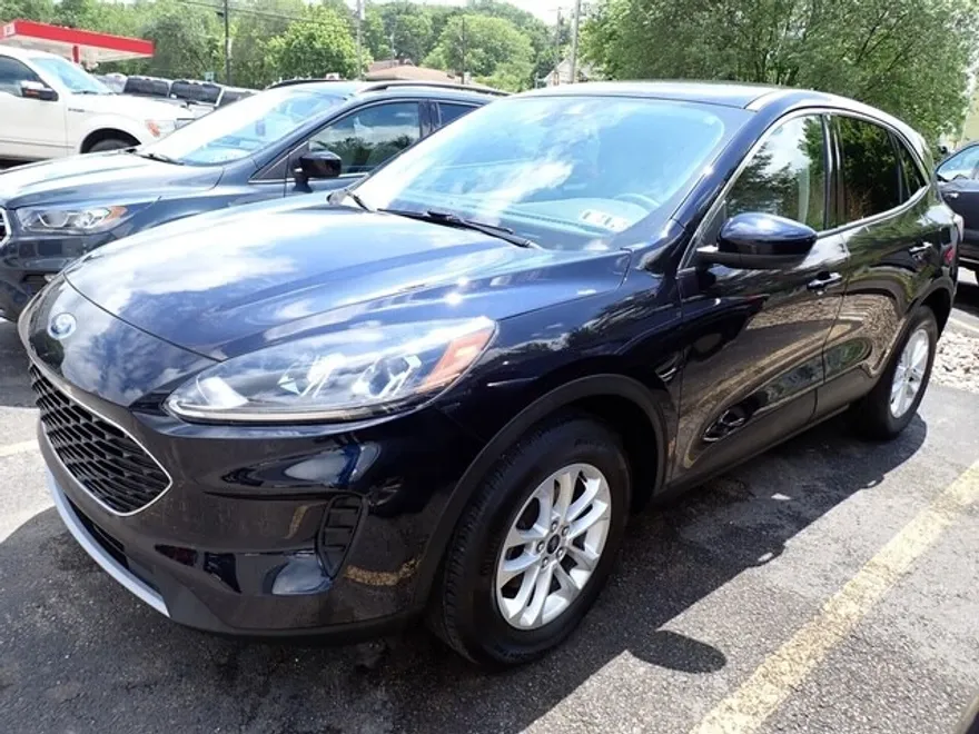 2021 Ford Escape SE photo 1