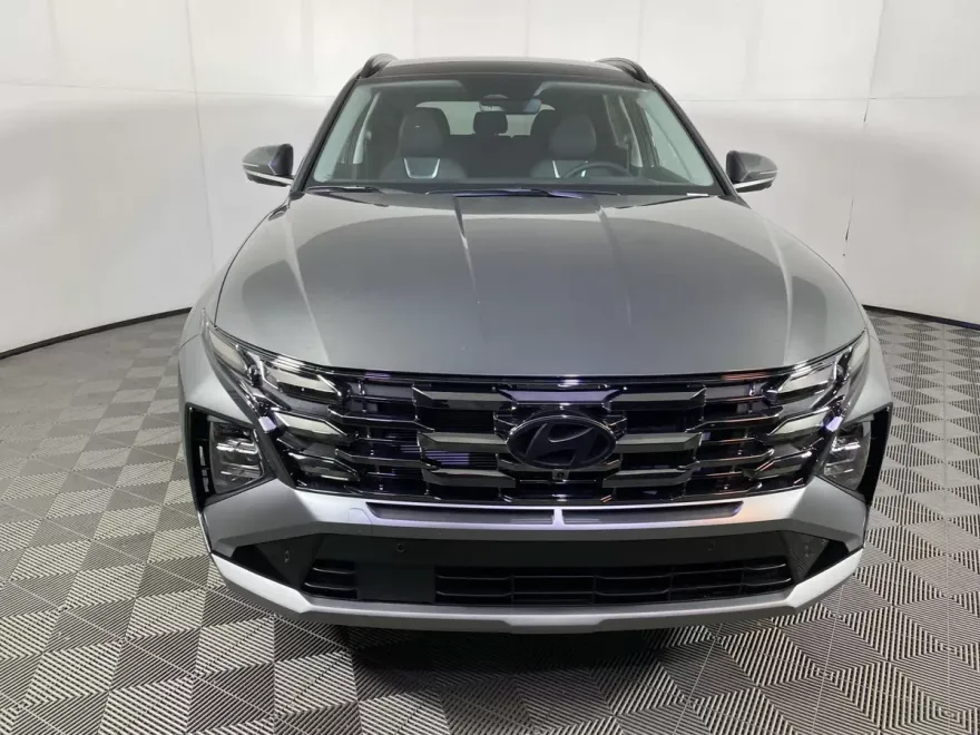 2025 Hyundai Tucson Hybrid Limited photo 1