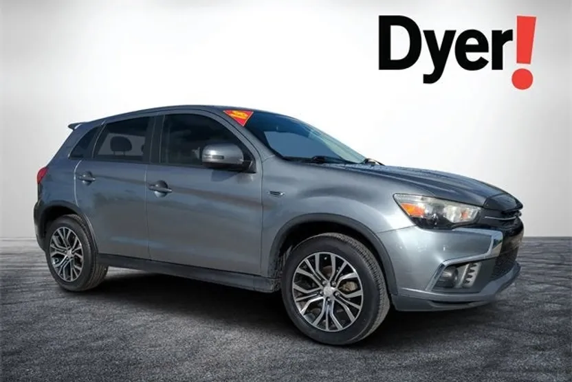 2018 Mitsubishi Outlander Sport ES photo 1