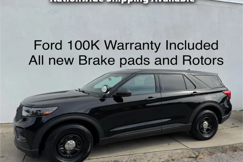 2021 Ford Explorer photo 1
