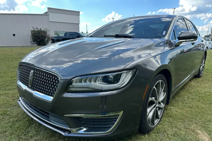 2018 Lincoln MKZ Premiere photo 1