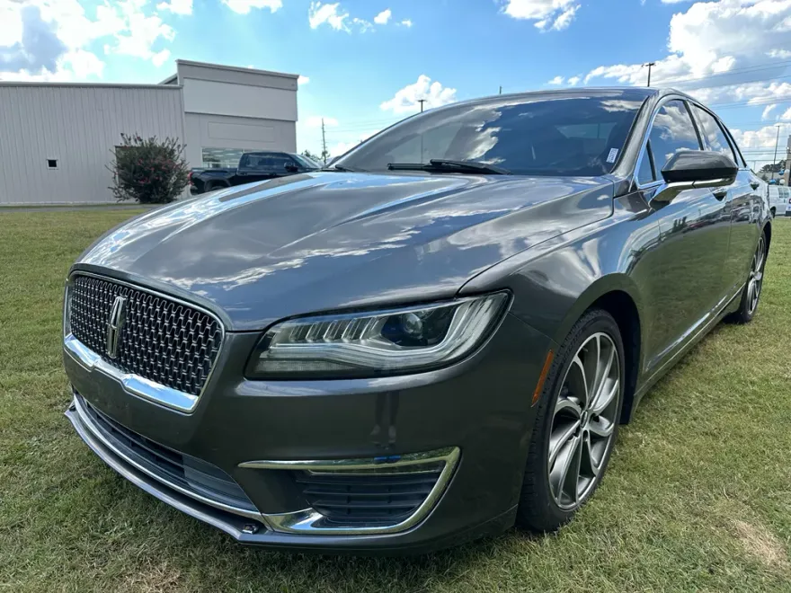 2018 Lincoln MKZ Premiere photo 1