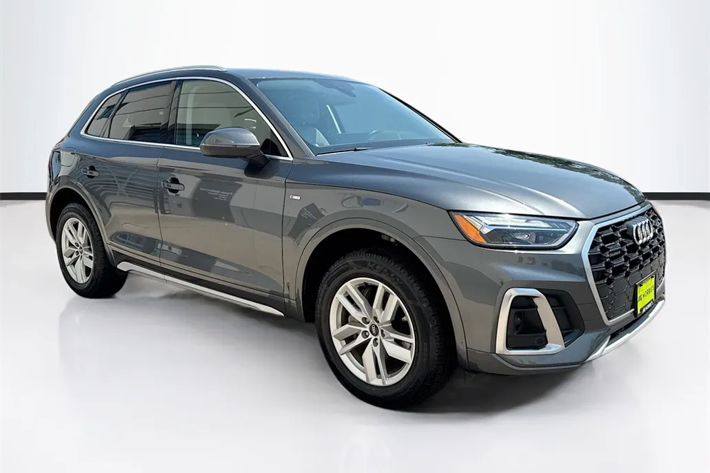 2022 Audi Q5 45 S line Premium photo 1