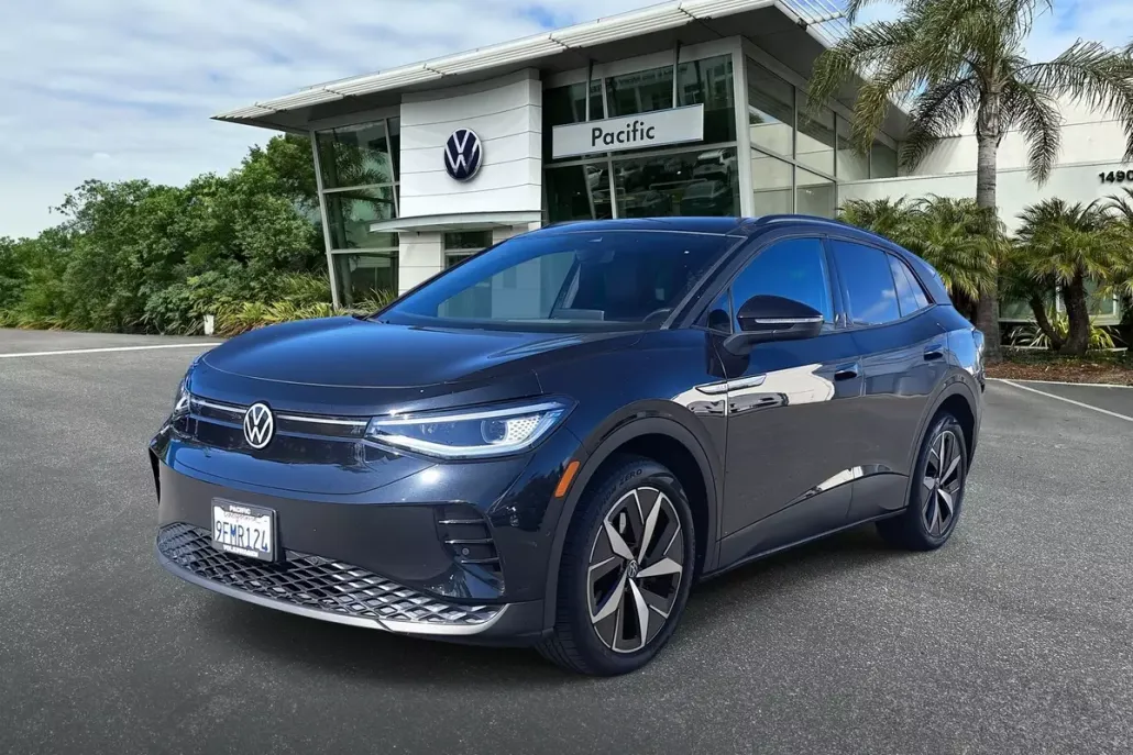 2023 Volkswagen ID.4 S photo 1