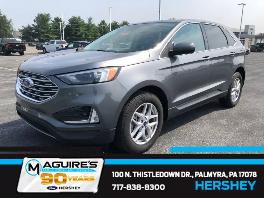 2022 Ford Edge SEL photo 1