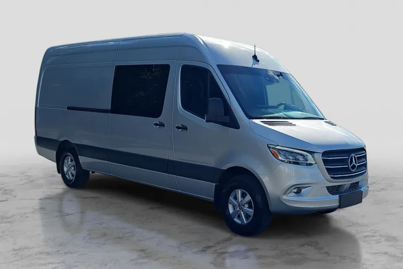 2024 Mercedes Benz Sprinter 2500 170 WB photo 1