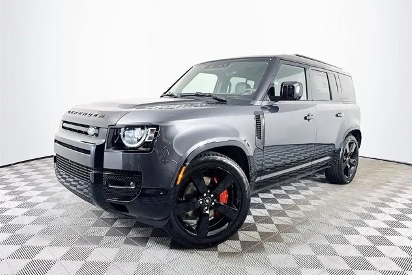 2025 Land Rover Defender 110 photo 1