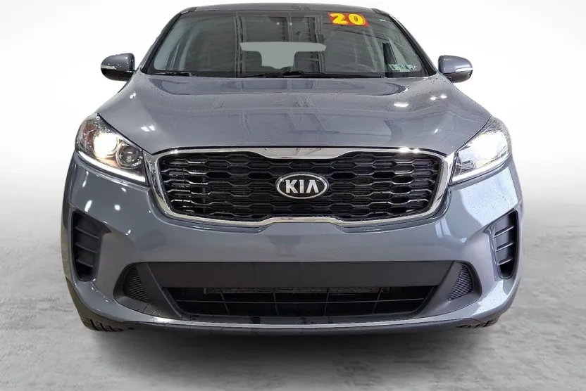 2020 Kia Sorento LX photo 1