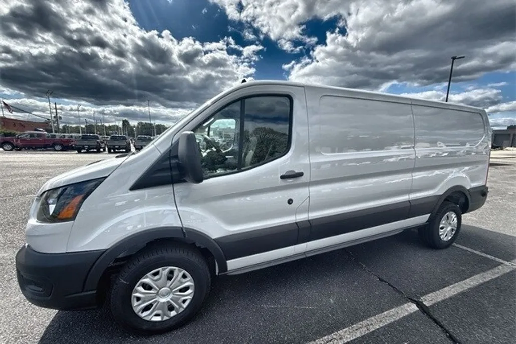 2025 Ford Transit photo 1