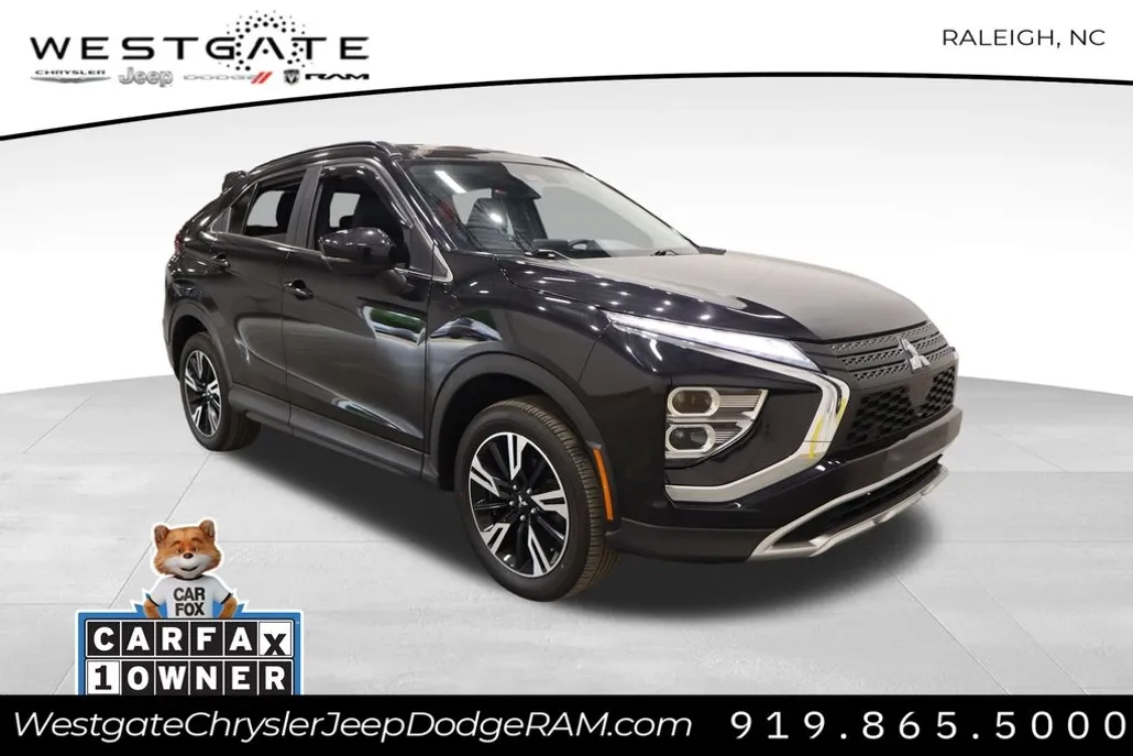 2023 Mitsubishi Eclipse Cross SE photo 1