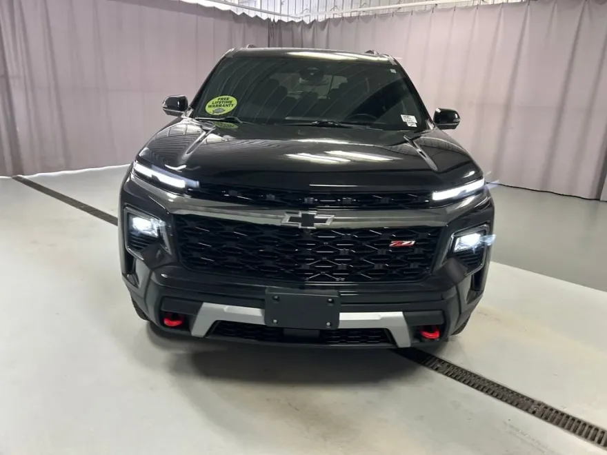 2024 Chevrolet Traverse Z71 photo 1