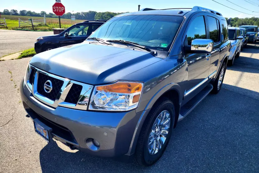 2015 Nissan Armada Platinum photo 1