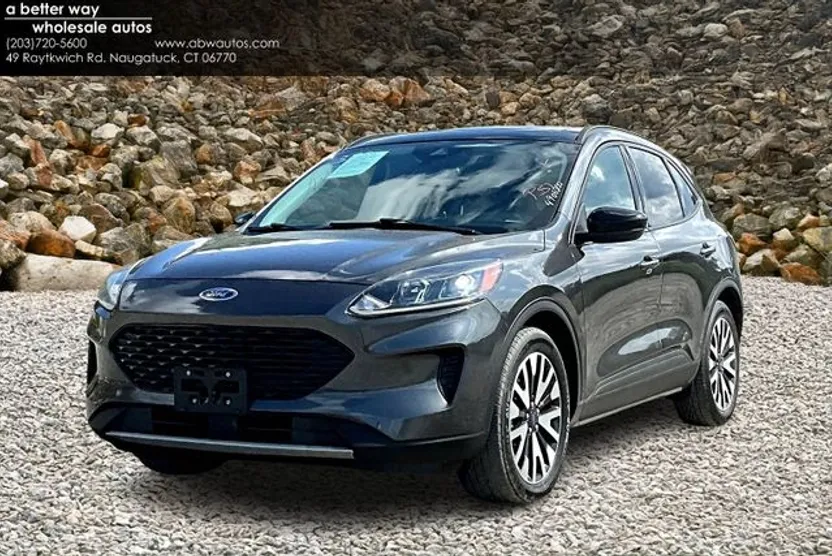 2020 Ford Escape Hybrid SE Sport photo 1
