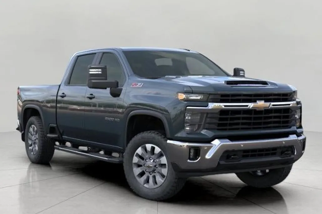 2025 Chevrolet Silverado 2500HD LT photo 1