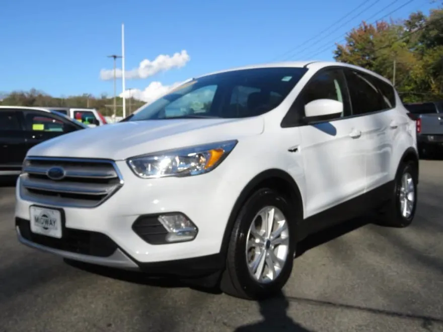 2019 Ford Escape SE photo 1
