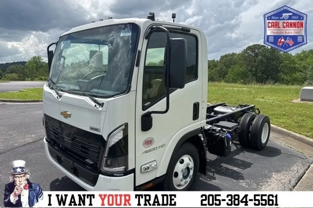 2025 Chevrolet Silverado 4500HD Base photo 1